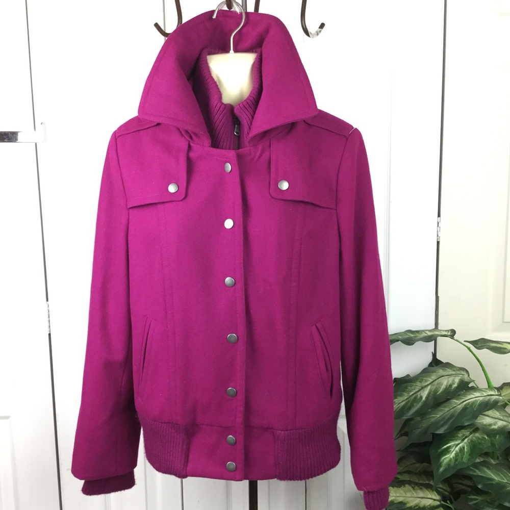 #30 NEW YORK & COMPANY DARK FUSHIA WOOL JACKET collared wool jacket